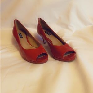 Alex Marie heel in the style “Patent Leather Pumps Peep Toe”